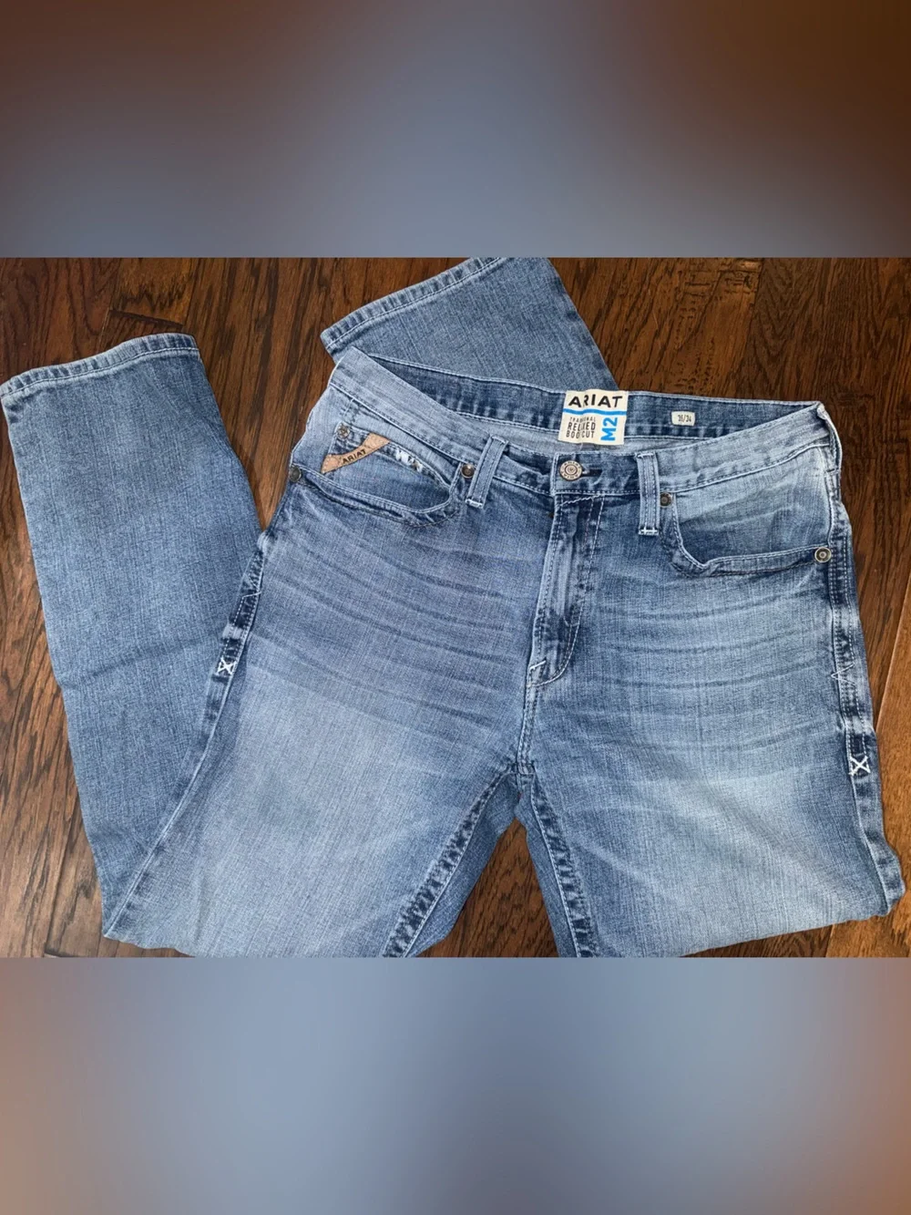 Men Ariat, Traditional Relaxed Bootcut, M2 “Shasta”, size 35 inseam 34 - Picture 3 of 5